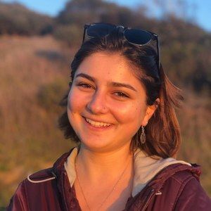 Meet your Posher, Jolie